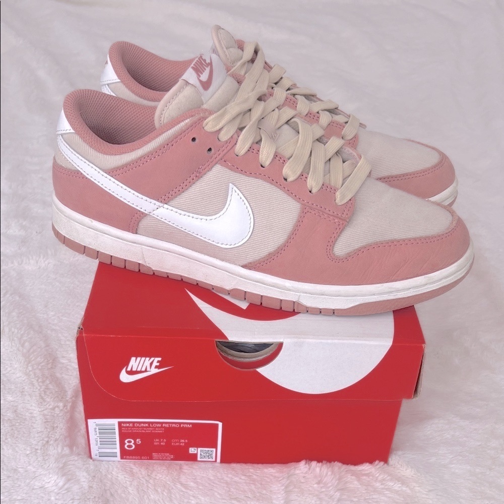 Nike Dunk Low Retro Premium Men’s  Sneakers, Size 8.5